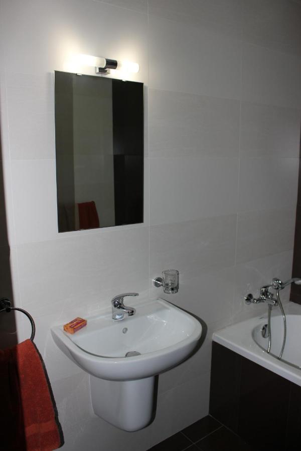 Sunny 2 Bedroom, 2 Bathrooms, Seaside Apt. Sliema Ngoại thất bức ảnh