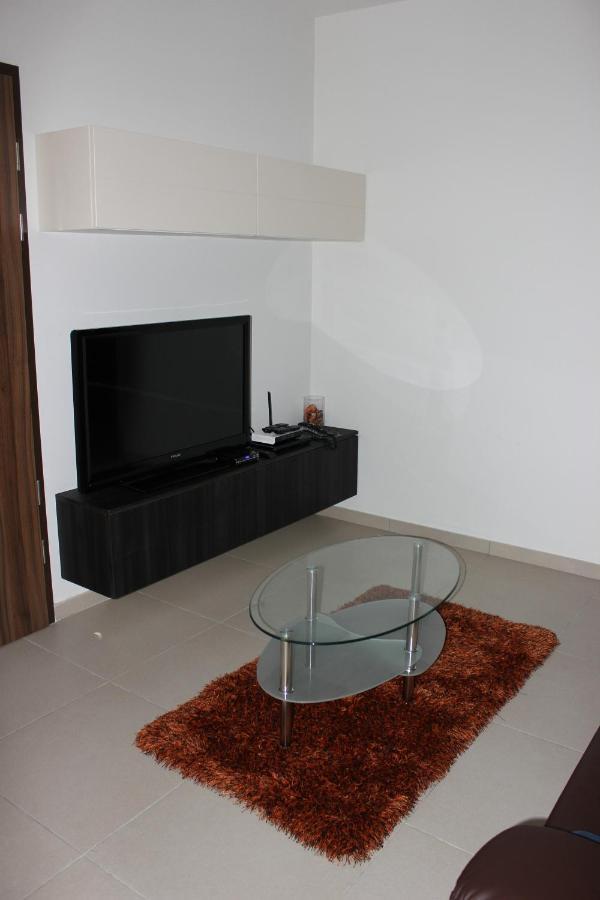 Sunny 2 Bedroom, 2 Bathrooms, Seaside Apt. Sliema Ngoại thất bức ảnh