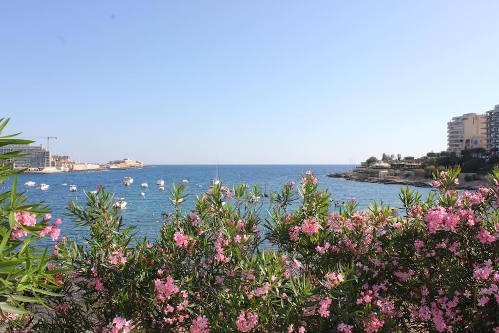 Sunny 2 Bedroom, 2 Bathrooms, Seaside Apt. Sliema Ngoại thất bức ảnh