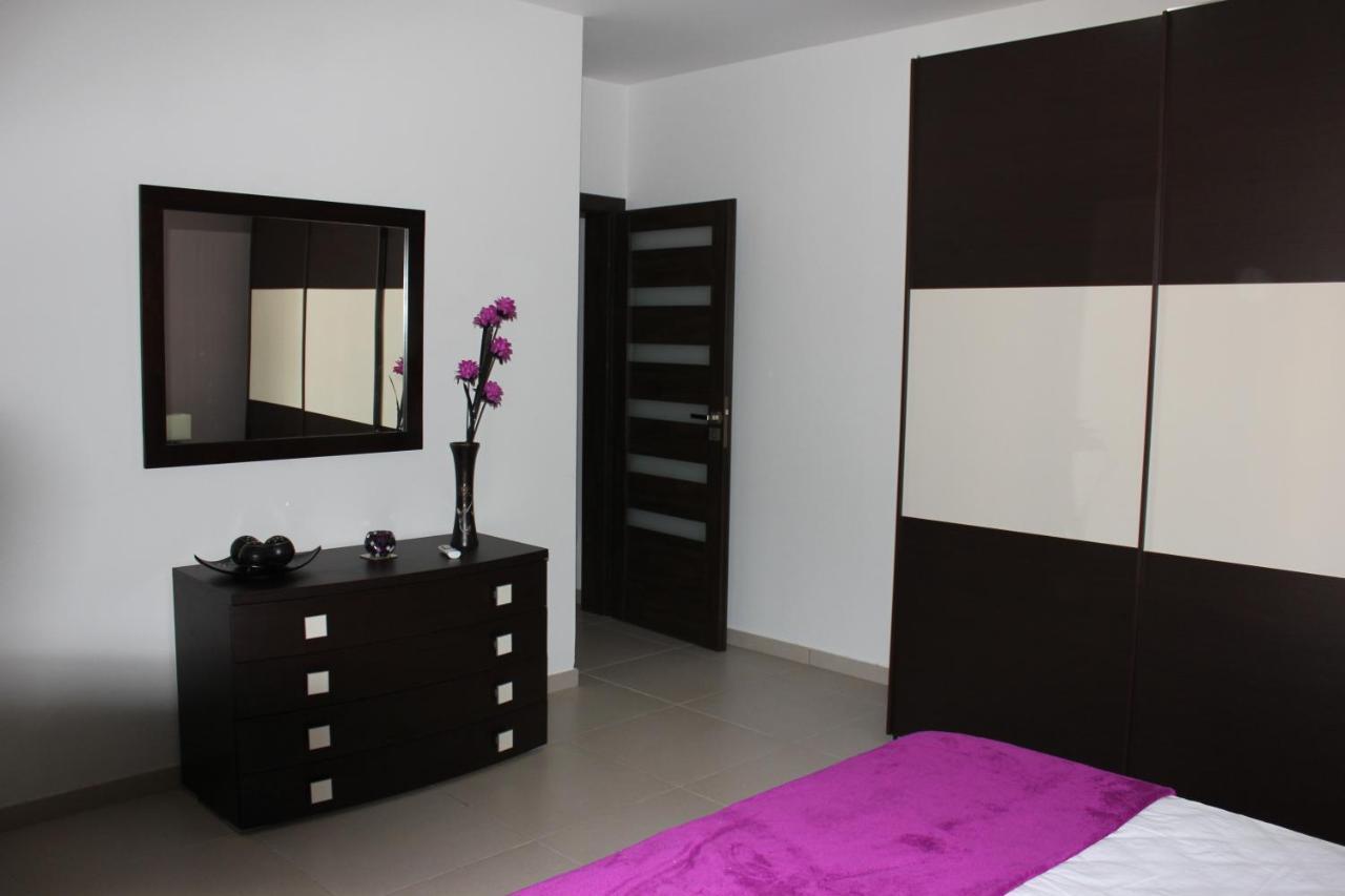 Sunny 2 Bedroom, 2 Bathrooms, Seaside Apt. Sliema Ngoại thất bức ảnh