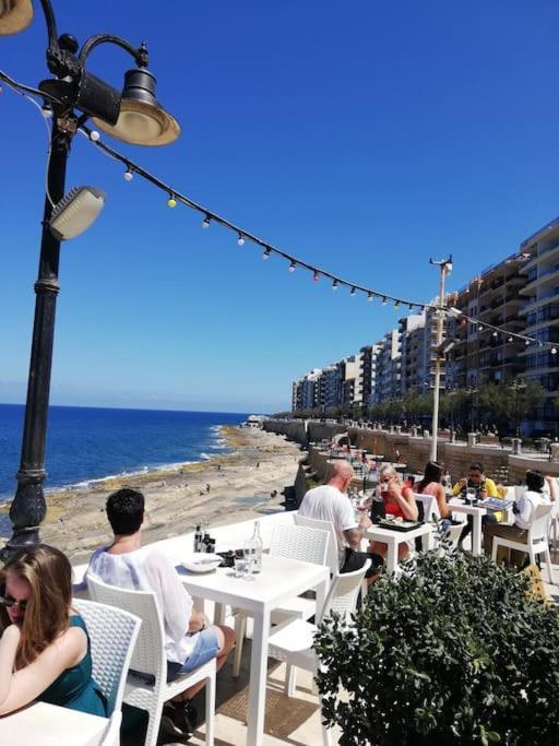 Sunny 2 Bedroom, 2 Bathrooms, Seaside Apt. Sliema Ngoại thất bức ảnh