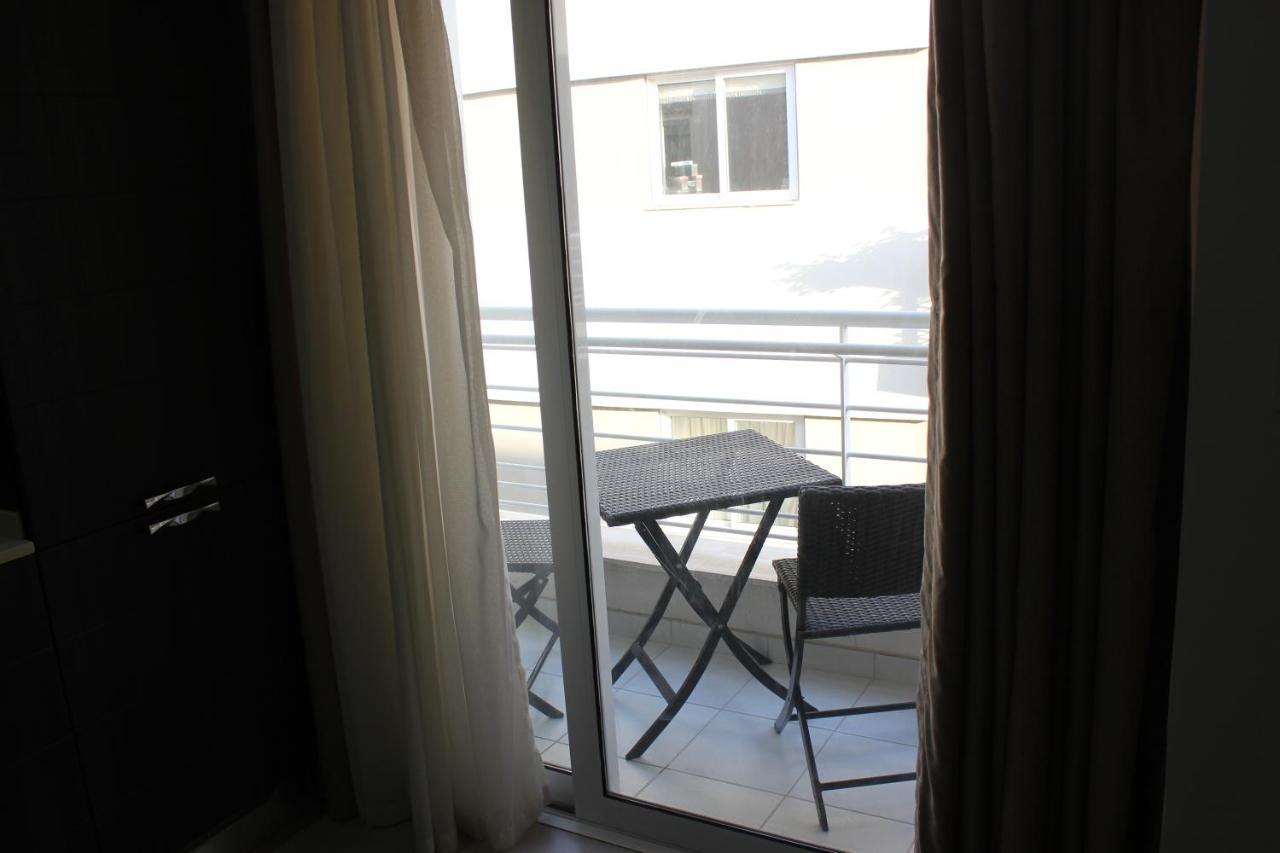 Sunny 2 Bedroom, 2 Bathrooms, Seaside Apt. Sliema Ngoại thất bức ảnh